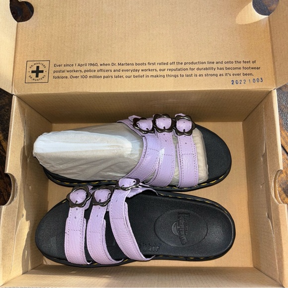 Dr Marten Sandals NIB - Picture 6 of 11